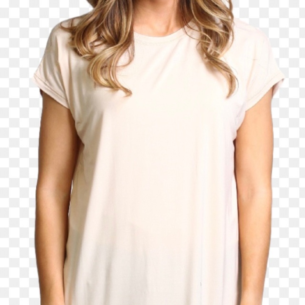 ❌SOLD❌ Piko Rolled Sleeve Top